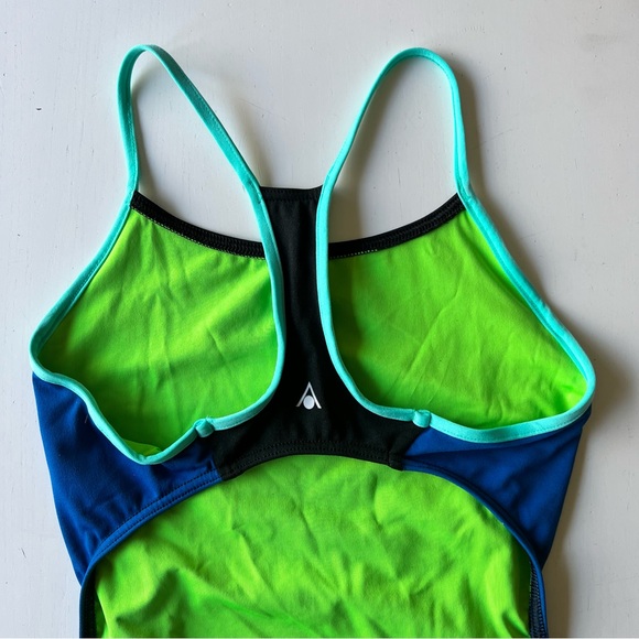 Girls Aqua Sphere 1 Piece EUC - Picture 6 of 11